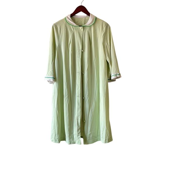 Vintage‎ 60s lime green 2 piece set with overcoat and slip size medium - Picture 1 of 7